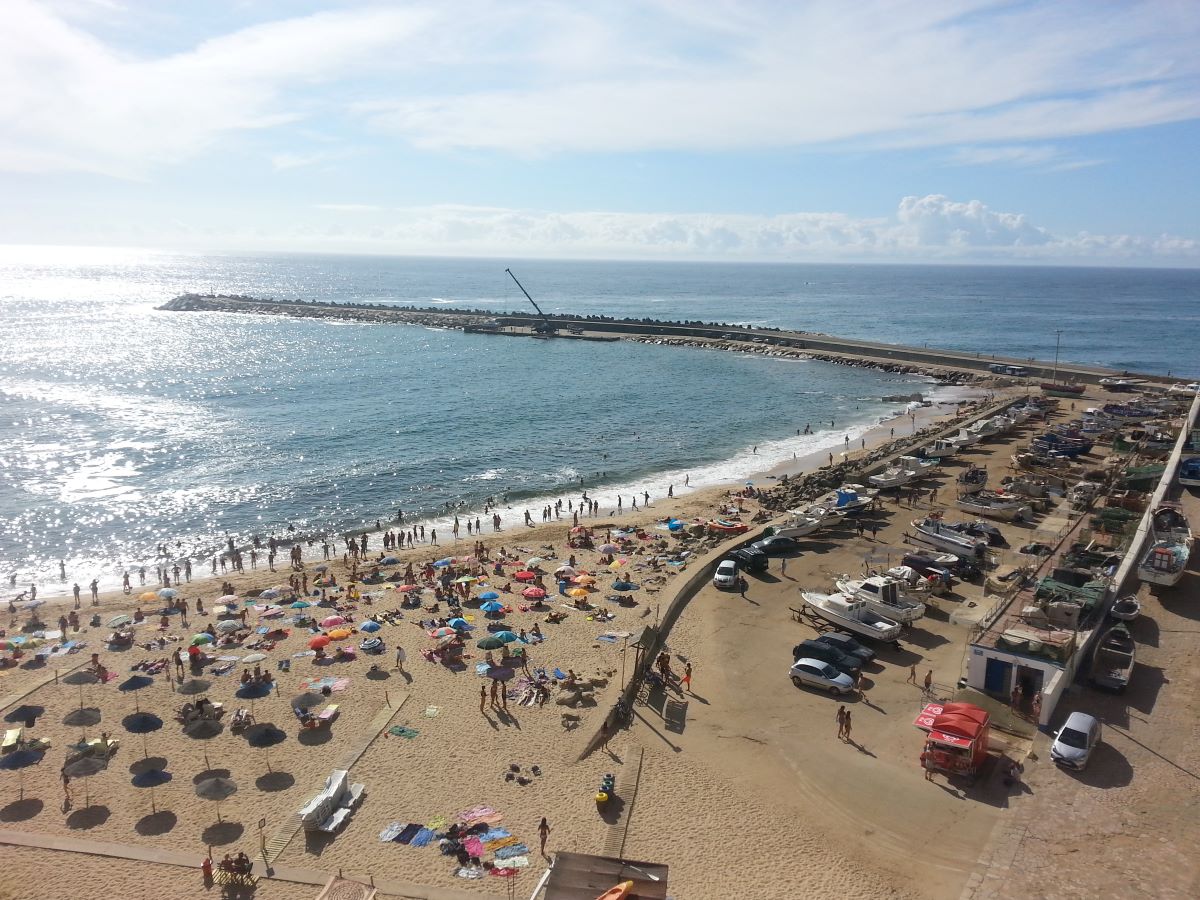 Praia dos Pescadores stranden i Ericeira, Portugal. Foto: Yvette-Marie Solem